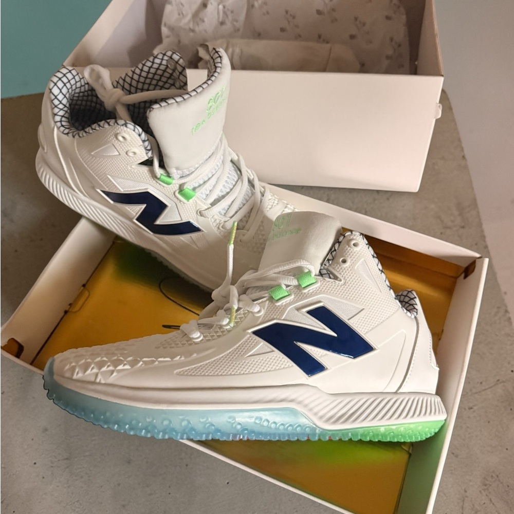 New Balance FuelCell  Ohtani 1 Trainer Turf Shoe Men’s 8.5
LabWork Pack Colorway